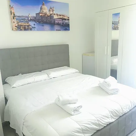 Venice Apartments Apartmán