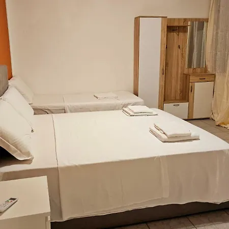 Venice Apartments Apartment