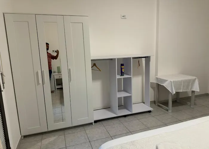 Venice Apartments
