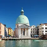 Apartament Venice Apartments Wenecja