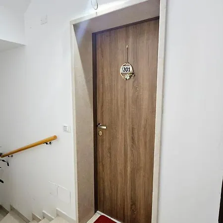 Venice Apartments البندقية
